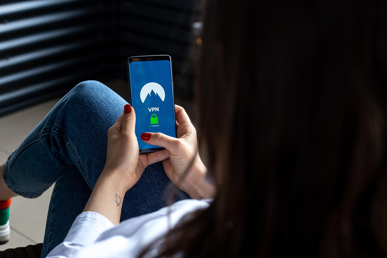 分享通信实名账号：证券平台开户给佣金嘛